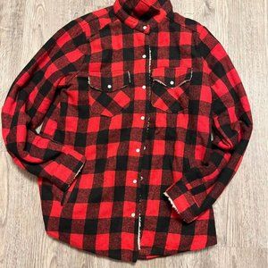 Women's jacket! Lauriebelle's brand! Size small! Plaid and sherpa lined!